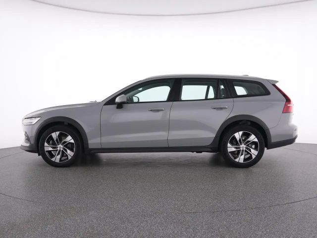 Volvo V60 Cross Country AWD Plus