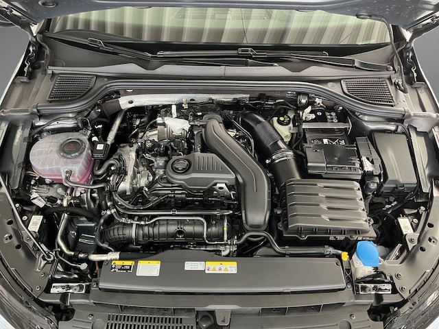 Volkswagen Golf 1.5 eTSI DSG Golf VIII Style