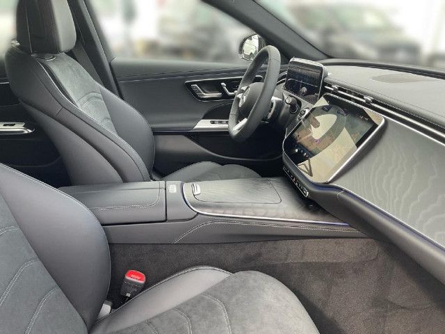 Mercedes-Benz E 220 AMG Line E 220 d Sedan