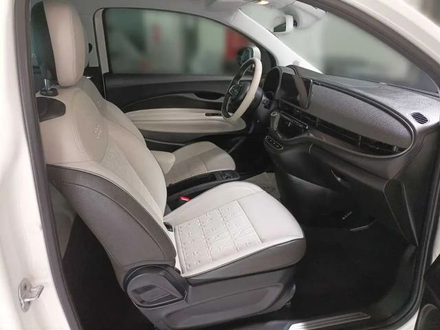 Fiat 500e by Bocelli