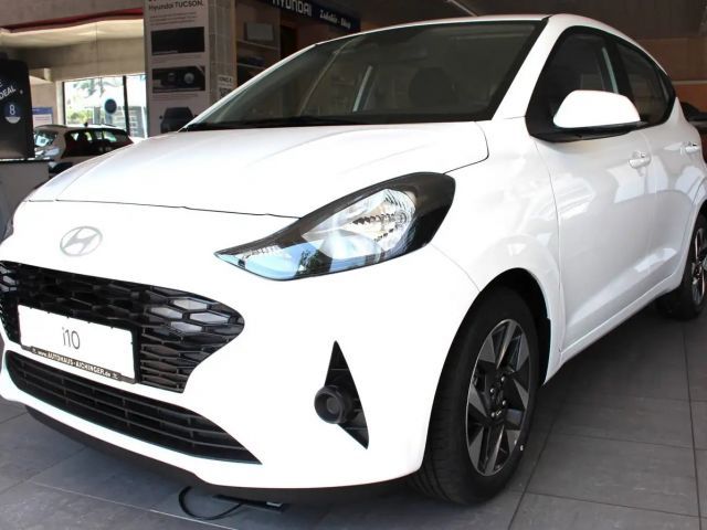 Hyundai i10 1.0 2WD Trend