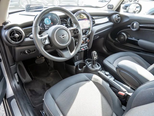 MINI Cooper Aut. SHZ KAMERA H/K NAVI HUD LED PANO