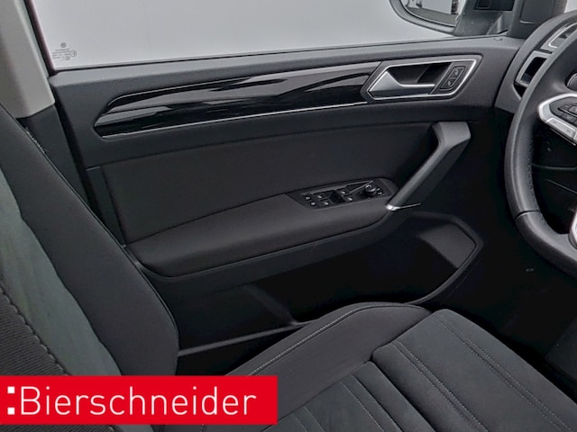 Volkswagen Touran 2.0 TDI DSG Highline Style