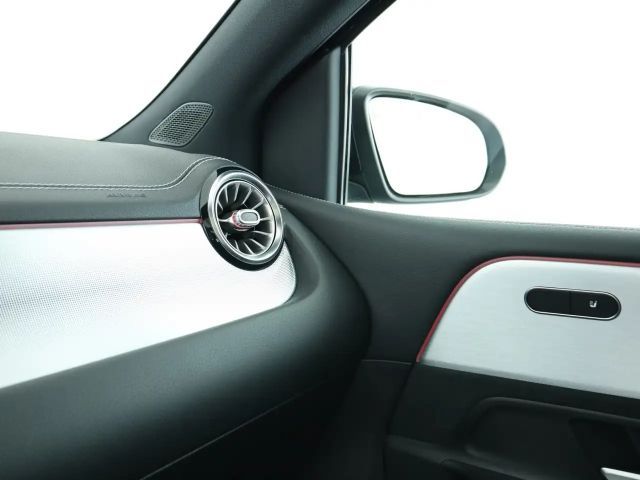 Mercedes-Benz B 200 AMG Line