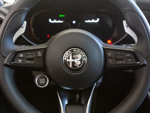 Alfa Romeo Giulia AT8 Q4 Veloce