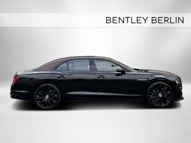 Bentley Flying Spur Hybrid V8