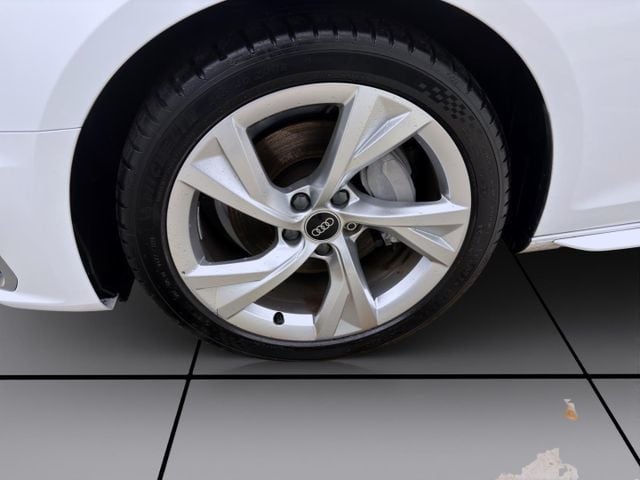 Audi A4 40 TDI Avant S-Line S-Tronic