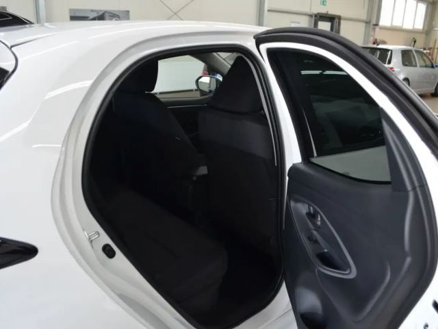 Toyota Yaris Comfort Hatchback