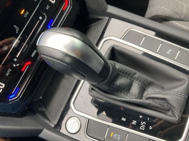 Volkswagen Passat 2.0 TDI Business DSG Variant