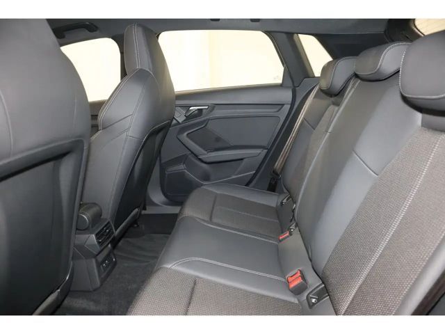 Audi A3 35 TDI S-Line Sedan Sportback