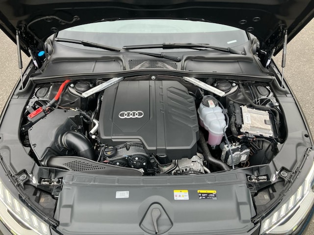 Audi A4 40 TFSI S-Tronic Sedan