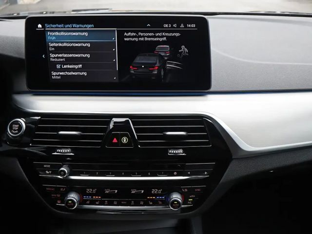 BMW 530 530e M-Sport Sedan xDrive