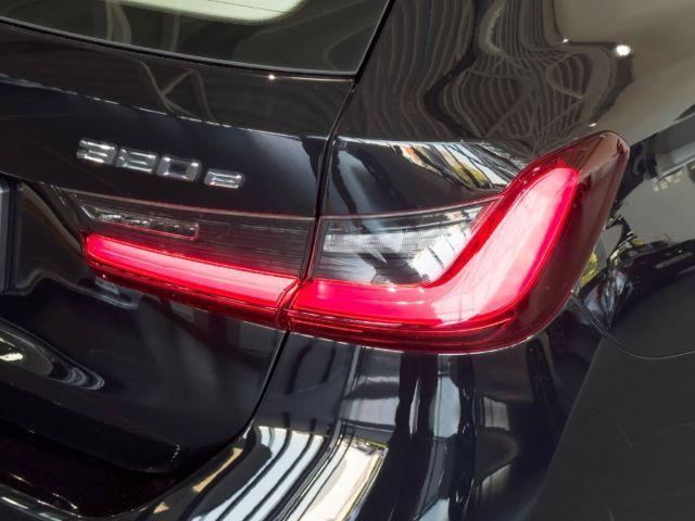 BMW 320 320e Touring