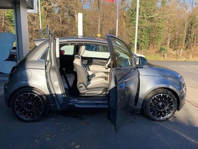 Fiat 500 La Prima by Bocelli