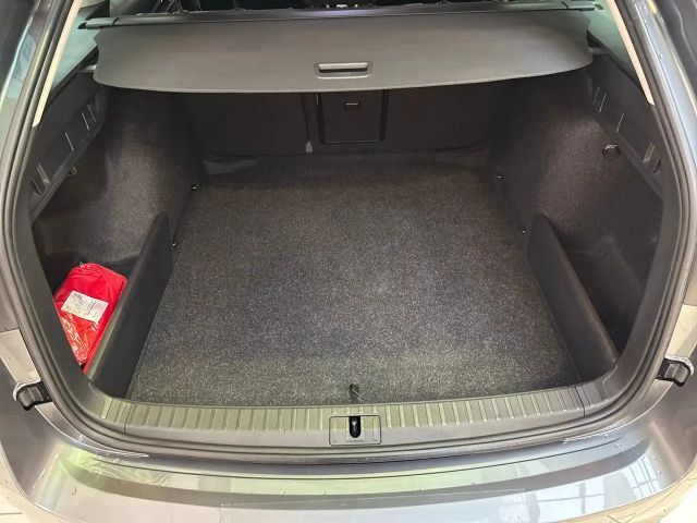 Skoda Octavia Combi Selection