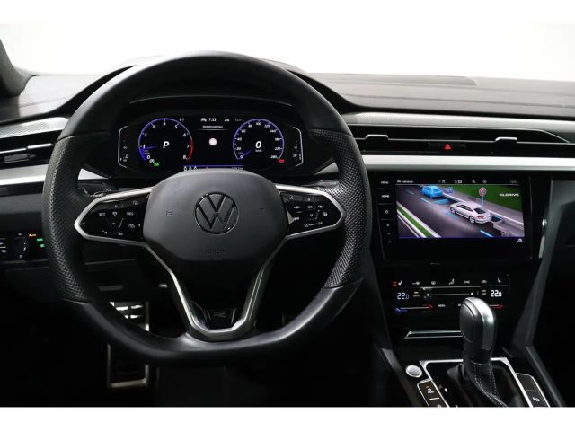Volkswagen Arteon 2.0 TSI DSG IQ.Drive R-Line