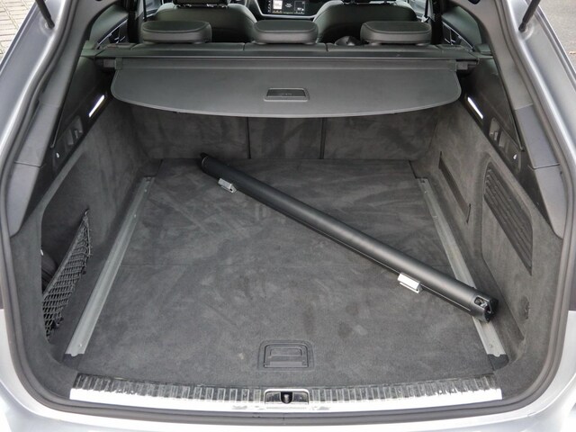 Audi A6 55 TFSI Avant Quattro S-Tronic Sport