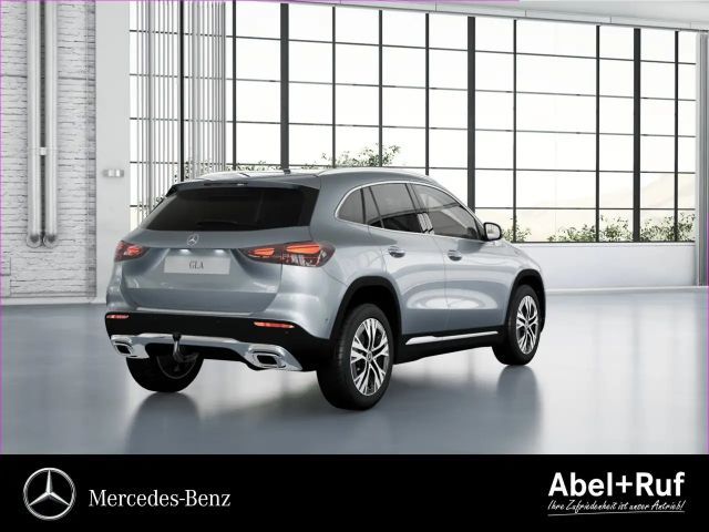 Mercedes-Benz GLA 180 Progressive