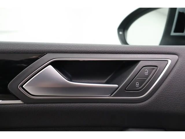 Volkswagen Touran 1.5 TSI DSG R-Line