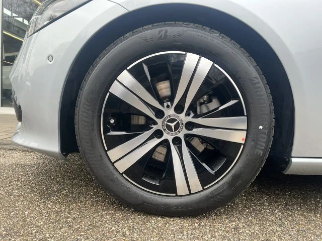 Mercedes-Benz C 180 AVANTGARDE Estate