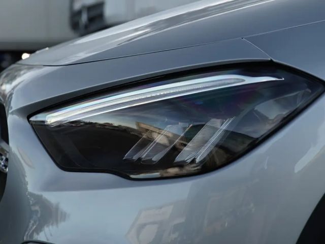 Mercedes-Benz GLA 180 Progressive