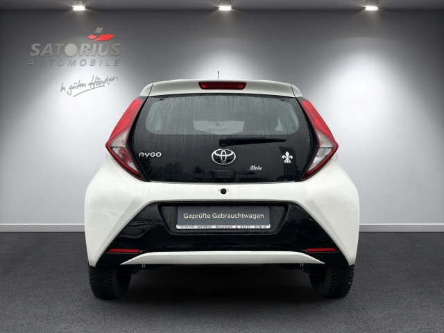 Toyota Aygo 5-deurs Play X-play