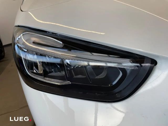 Mercedes-Benz B 200 Progressive Sedan