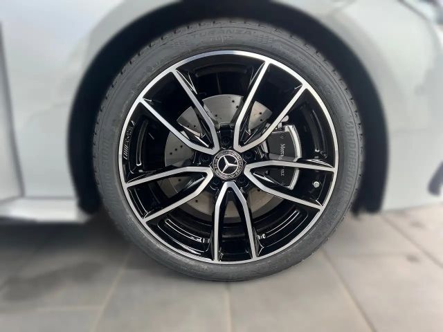 Mercedes-Benz CLA 200 AMG Line Shooting Brake