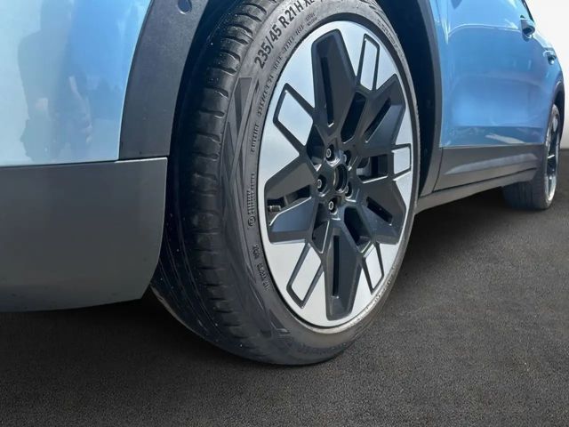 Ford Explorer Extended range RWD