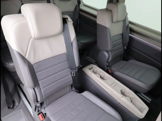 Volkswagen Multivan 2.0 TDI DSG Style T7