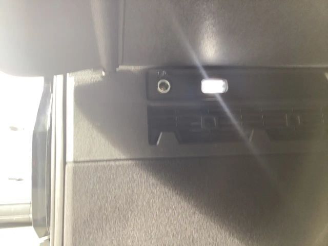 Volkswagen Caddy Combi DSG