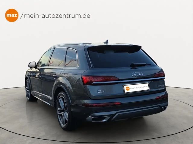 Audi Q7 3.0 TFSI Hybride Quattro S-Line