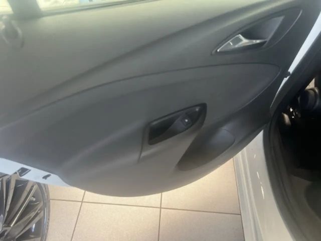 Opel Astra 1.2 Turbo Turbo