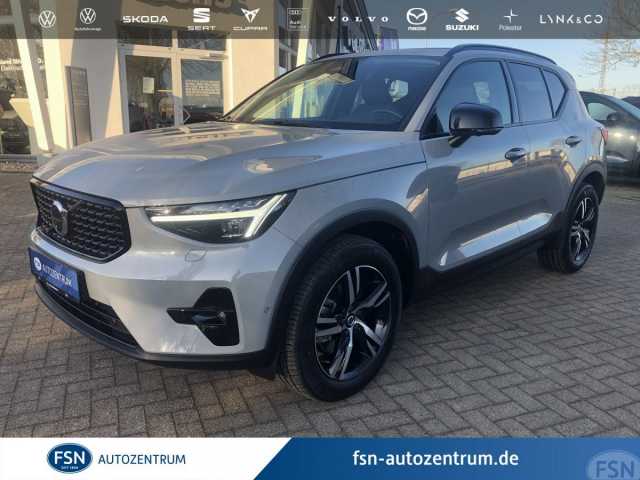 Volvo XC40 Dark Plus