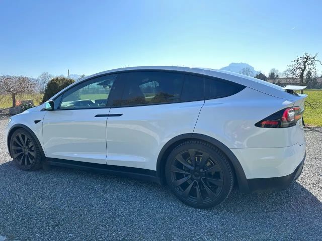 Tesla Model X LongRange neues Model 7 Sitze 22 Zoll AHK