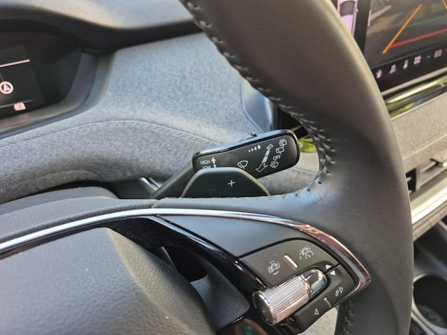 Skoda Enyaq 62KW/h WPUMPE+AHK+KAMERA+MEMORY+KEYLESS+4xSHZG+100KW+CCS+21 ALU!