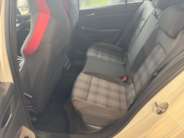 Volkswagen Golf 2.0 TSI Business DSG GTI