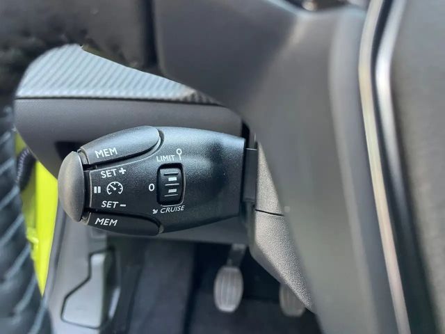 Peugeot 208 Allure Pack