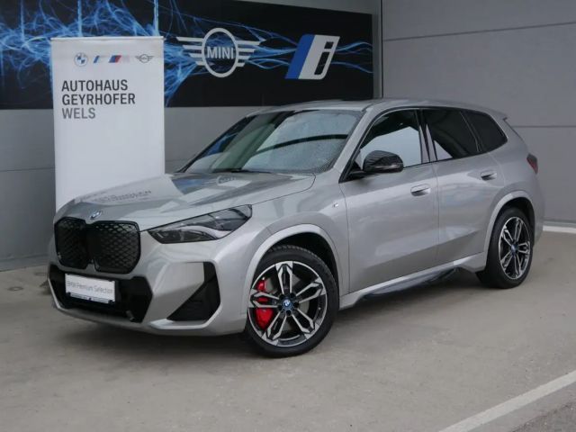BMW iX1 xDrive30