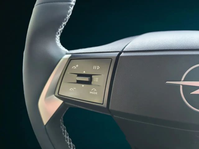 Opel Frontera Hybrid / Automatik / Allwetter / 7-Sitz