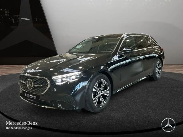 Mercedes-Benz E 200 AVANTGARDE Estate