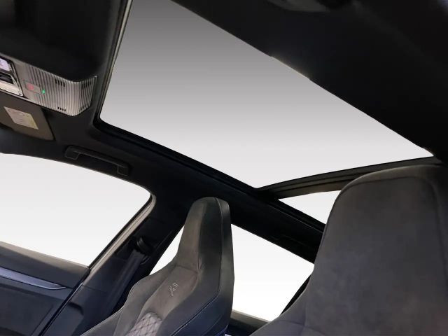 Volkswagen Golf 2.0 TDI DSG R-Line Variant