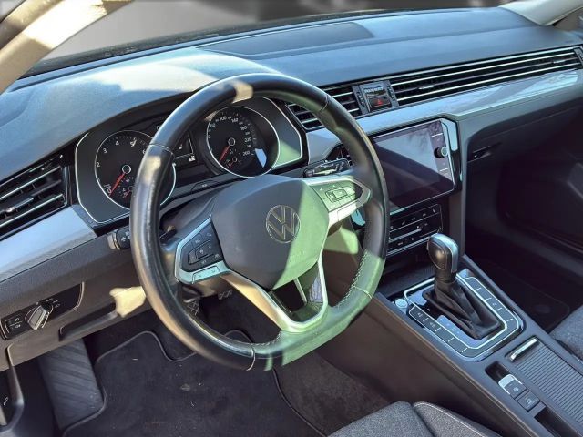 Volkswagen Passat 1.5 TSI DSG Variant