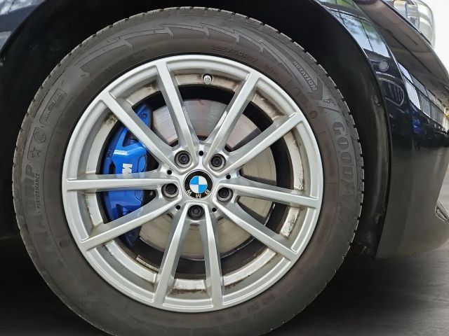 BMW 330 330d M-Sport Touring xDrive