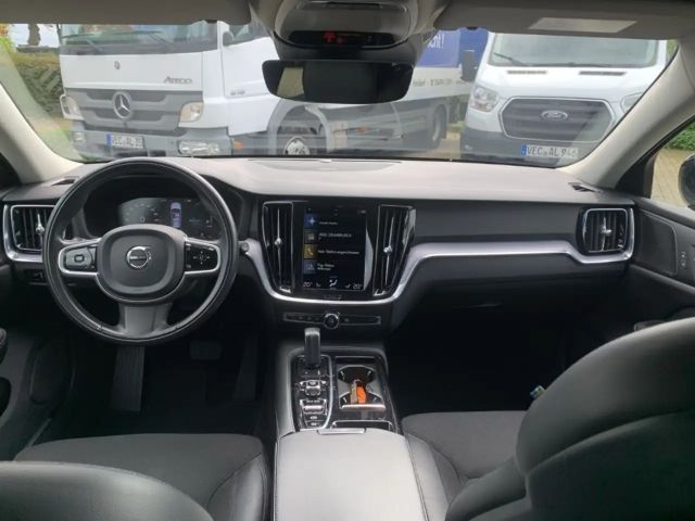 Volvo V60 Hybrid R-Design Recharge