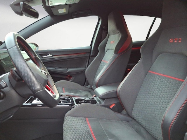 Volkswagen Golf 2.0 TSI DSG GTI