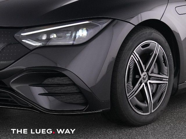 Mercedes-Benz EQE 300 Sedan