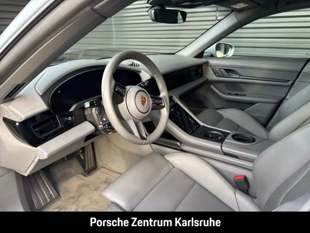 Porsche Taycan 4S Cross Turismo