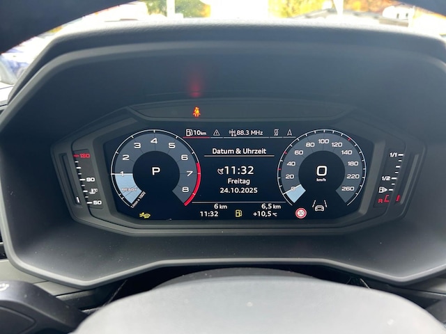 Audi A1 30 TFSI Allstreet S-Tronic