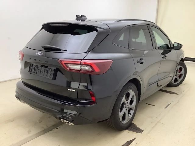 Ford Kuga Hybrid ST Line X